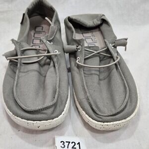Grey Canvas Slip On Shoes Hey Dude Wendy Women's Size 7 Lightweight Comfort